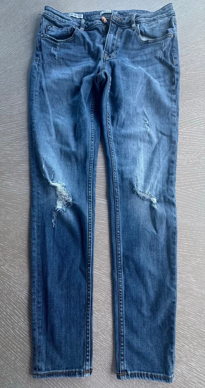 Vigoss Jagger Skinny Distressed Jeans Size 29 Medium Wash Blue Ripped Knee Denim
